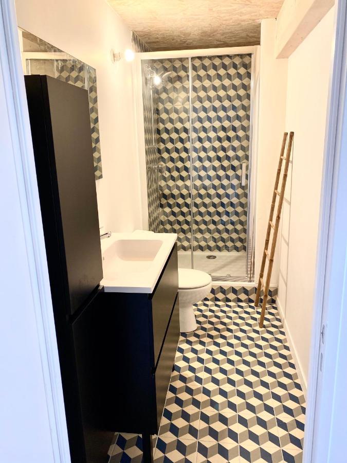 Les Chambres Tropeziennes Sanary-sur-Mer Buitenkant foto