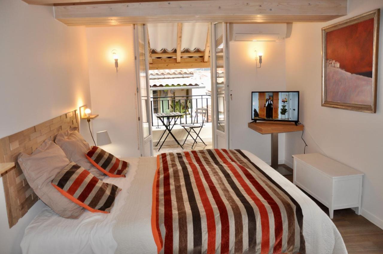 Les Chambres Tropeziennes Sanary-sur-Mer Buitenkant foto